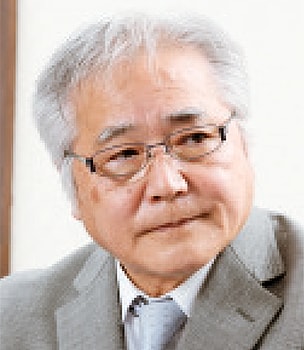 角田 恒和 先生